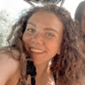 Meet your Posher, Sabrina